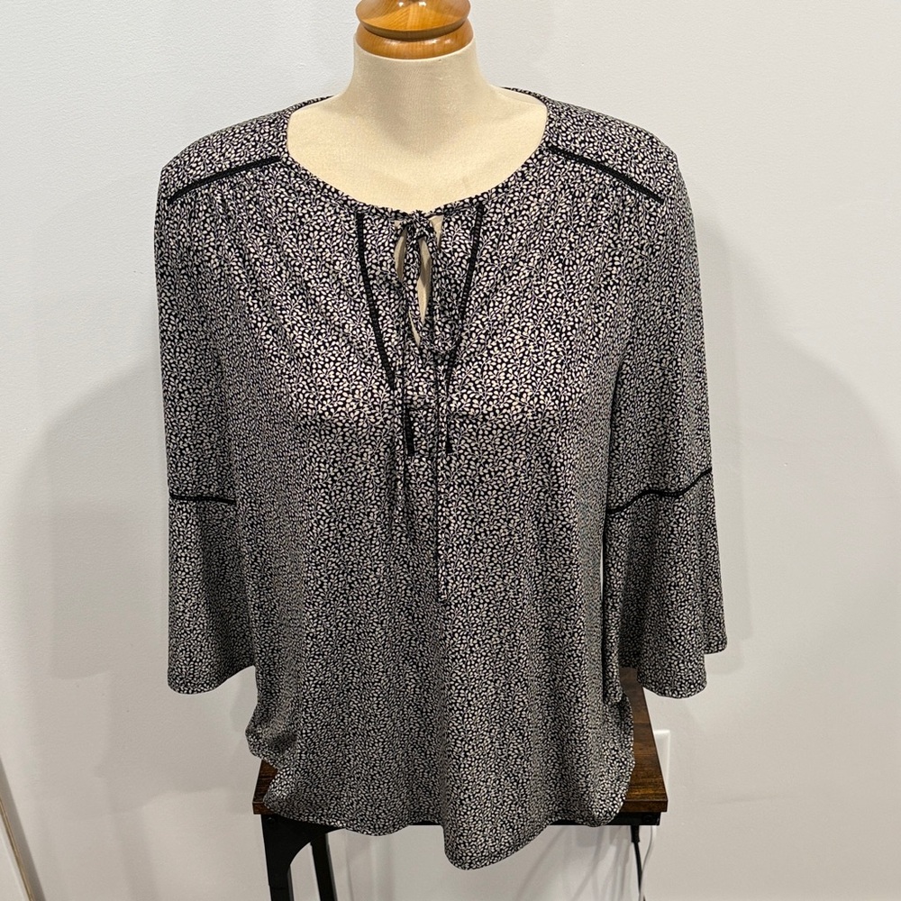 ALFRED SUNG Black and cream Blouse with Bell sleeves